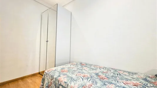 Rooms in Madrid Centro - photo 3