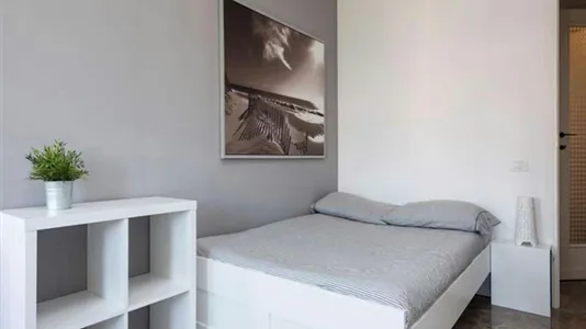 Rooms in Roma Municipio VII – Appio-Latino/Tuscolano/Cinecittà - photo 9