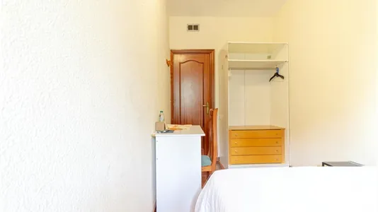 Rooms in Barcelona Les Corts - photo 3