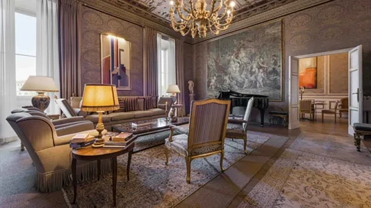 Apartments in Florence - photo 2