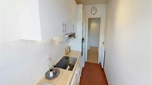 Rooms in Paris 19ème arrondissement - photo 9