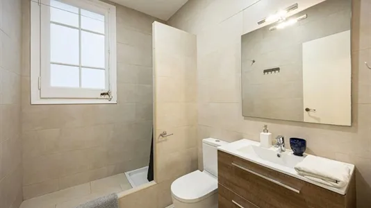 Rooms in Barcelona Eixample - photo 7