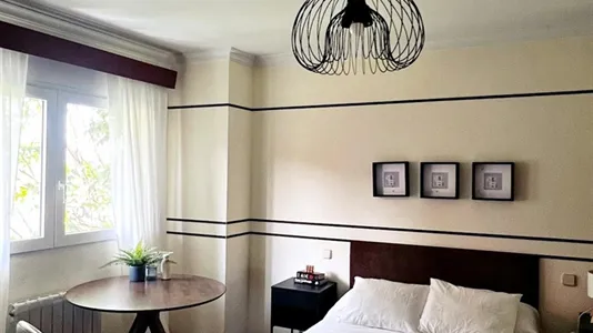 Rooms in Madrid Hortaleza - photo 3