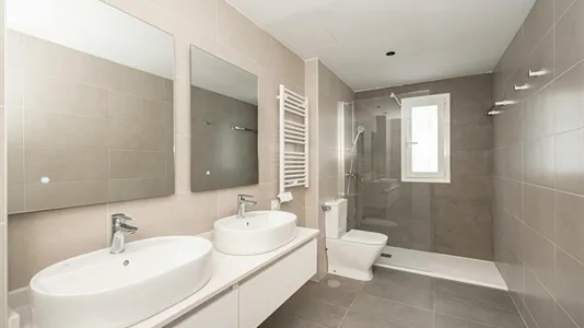 Rooms in Madrid Chamartín - photo 3