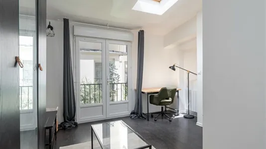 Rooms in Paris 20ème arrondissement - photo 9