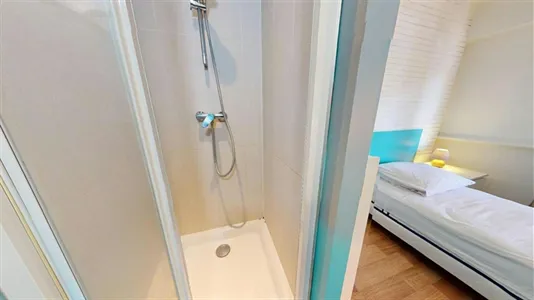 Rooms in Chambéry - photo 3