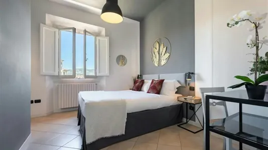 Apartments in Florence - photo 9