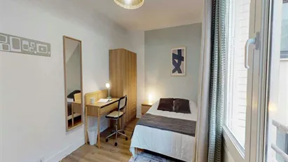 Room for rent in Paris 17ème arrondissement, Paris