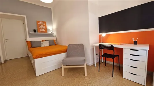 Rooms in Roma Municipio VIII – Appia Antica - photo 7
