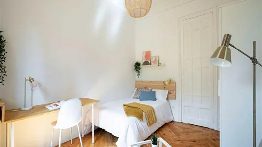 Rooms in Madrid Chamberí - photo 4