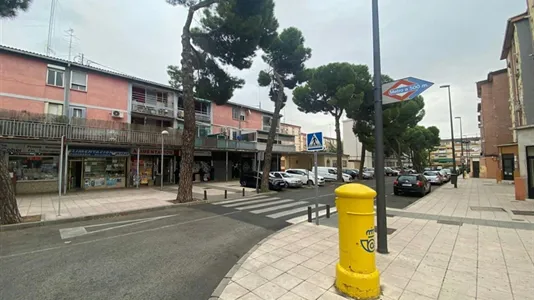 Rooms in Adaro - photo 9