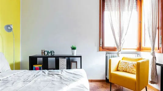 Rooms in Padua - photo 1