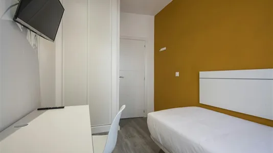Rooms in Madrid Centro - photo 4