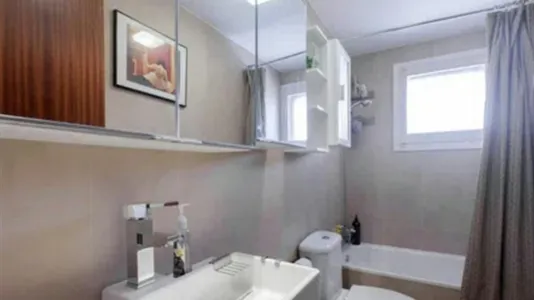 Rooms in Madrid Centro - photo 3