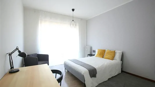 Rooms in Milano Zona 2 - Stazione Centrale, Gorla, Turro, Greco, Crescenzago - photo 3