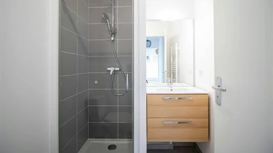 Rooms in Lyon - photo 8