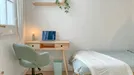 Room for rent, Barcelona Eixample, Barcelona, &lt;span class=&quot;blurred street&quot; onclick=&quot;ProcessAdRequest(12922903)&quot;&gt;&lt;span class=&quot;hint&quot;&gt;See streetname&lt;/span&gt;[xxxxxxxxxxxxx]&lt;/span&gt;