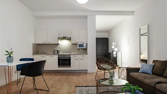 Apartments in Location is not specified - photo 2