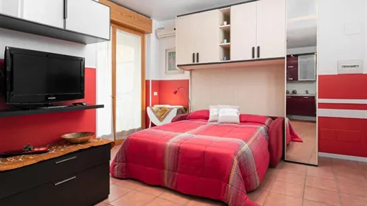 Apartments in Milano Zona 2 - Stazione Centrale, Gorla, Turro, Greco, Crescenzago - photo 5