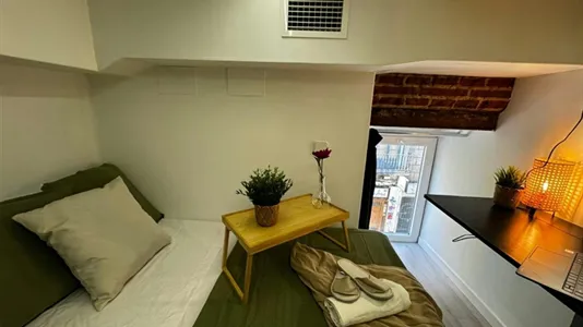 Rooms in Madrid Centro - photo 4