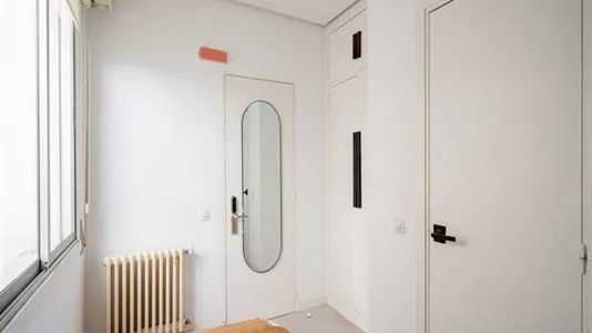 Rooms in Madrid Centro - photo 4