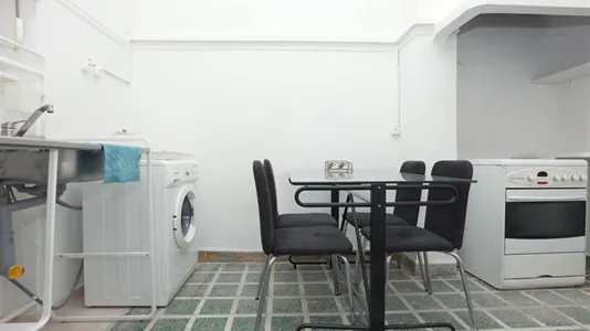 Rooms in Athens Akadimia Platonos - photo 7