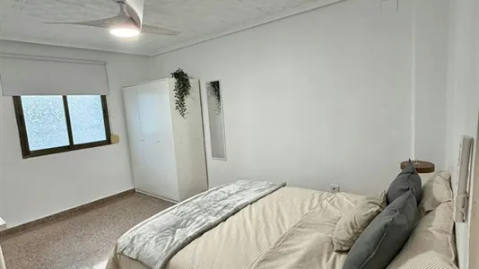 Rooms in Mislata - photo 4