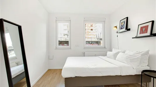 Apartments in Berlin Lichtenberg - photo 1