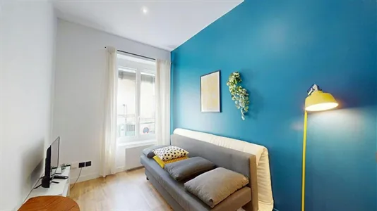 Apartments in Lyon - photo 3