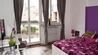 Room for rent in Milano Zona 1 - Centro storico, Milan