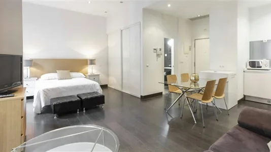 Apartments in Madrid Centro - photo 8