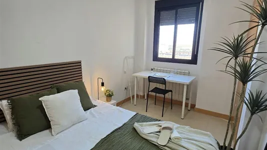Rooms in Parla - photo 3