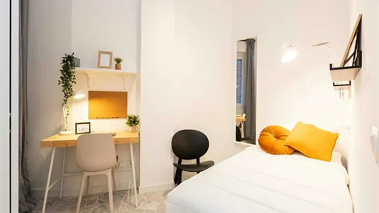 Rooms in Milano Zona 6 - Barona, Lorenteggio - photo 1
