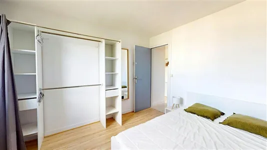 Rooms in Saint-Étienne - photo 3