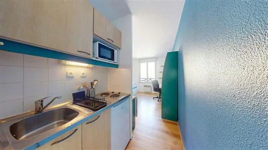 Apartments in Lyon - photo 8