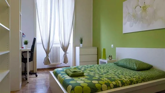 Rooms in Milano Zona 5 - Vigentino, Chiaravalle, Gratosoglio - photo 1