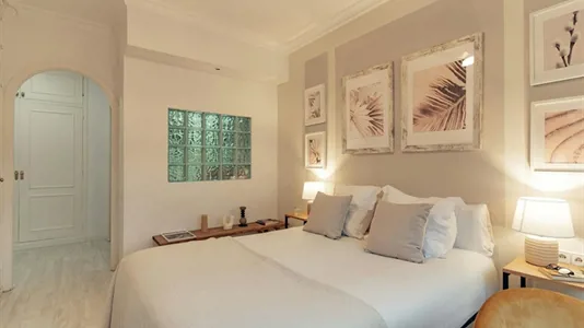 Rooms in Barcelona Sarrià-St. Gervasi - photo 2