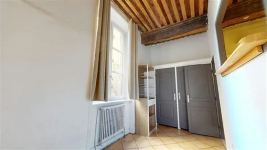 Apartments in Lyon - photo 3