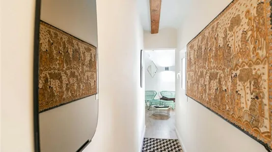 Apartments in Barcelona Ciutat Vella - photo 6