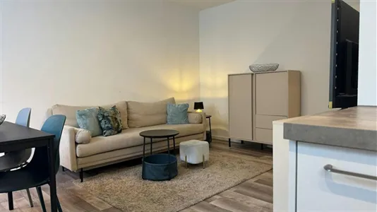 Apartments in Location is not specified - photo 9