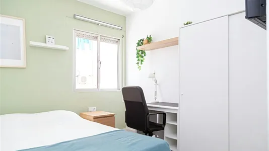 Rooms in Zaragoza - photo 4
