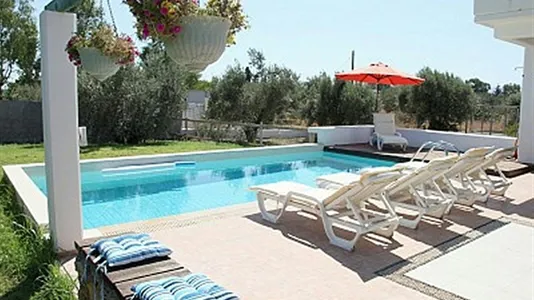 Houses in Rhodes - photo 4