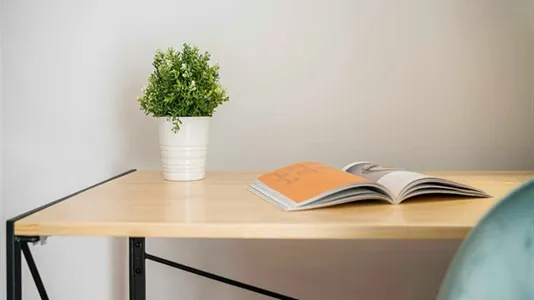 Rooms in Madrid Chamberí - photo 1