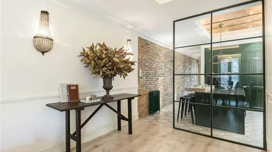 Apartments in Barcelona Eixample - photo 5