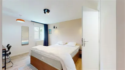 Room for rent in Nanterre, Île-de-France