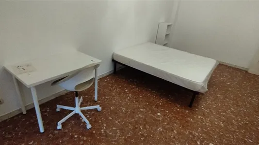 Apartments in Roma Municipio VIII – Appia Antica - photo 3