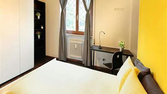Rooms in Roma Municipio II – Parioli/Nomentano - photo 3