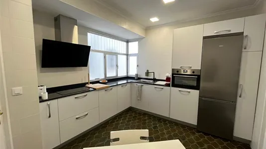 Rooms in Bilbao - photo 4