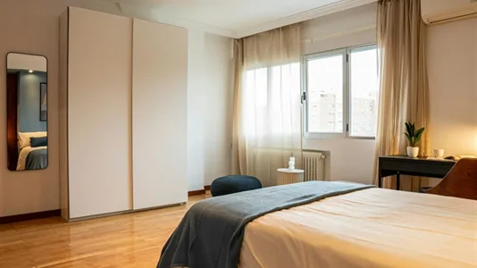 Rooms in Madrid Chamartín - photo 2