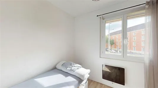 Rooms in Dijon - photo 1